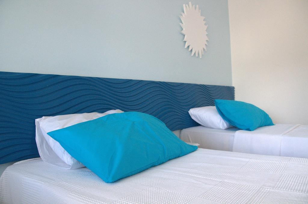 Pasalimani Hotel Çeşme Bilik gambar