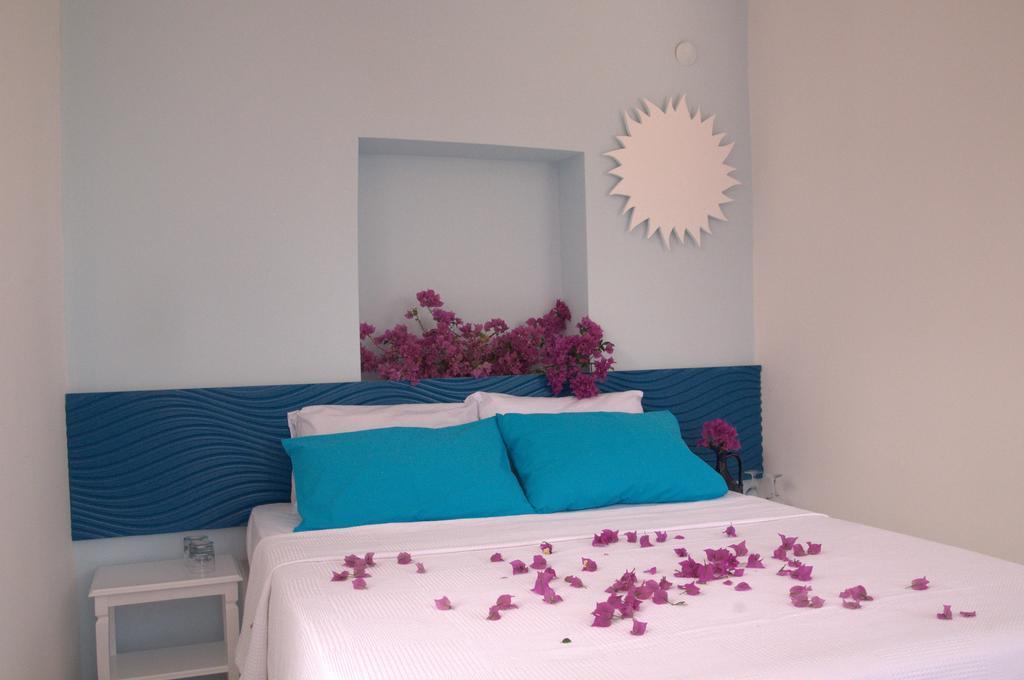 Pasalimani Hotel Çeşme Bilik gambar